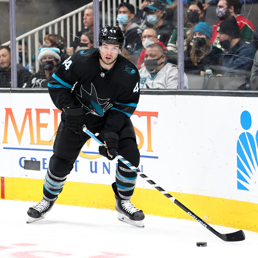 Marc-Edouard Vlasic looks to make a pass - Photo by Jack Lima