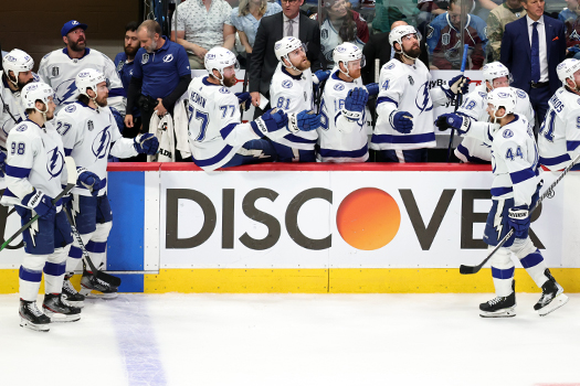 Jan Rutta (44) celebrates his goal at the Lightning bench