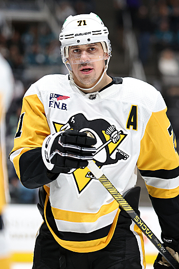 Penguins Evgeni Malkin scored two goals on the night
