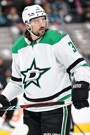 Stars defenseman Christopher Tanev skated in his first game for Dallas after a trade from the Calgary Flames